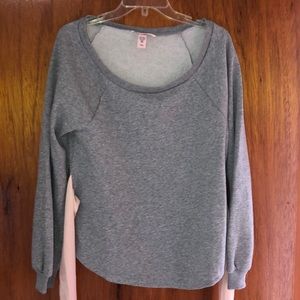 Basic grey Victoria’s Secret sweater w/ pink tie